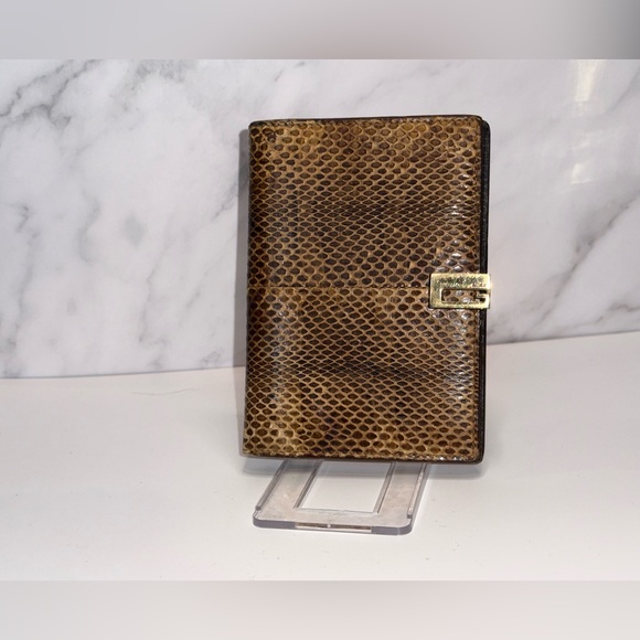 Vintage Gucci Snakeskin Agenda Cover Passport Holder Exotic Leather Organizer - Picture 2 of 6